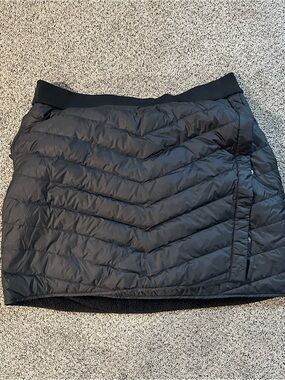 Down Black Mini Skirt with Elastic Waist